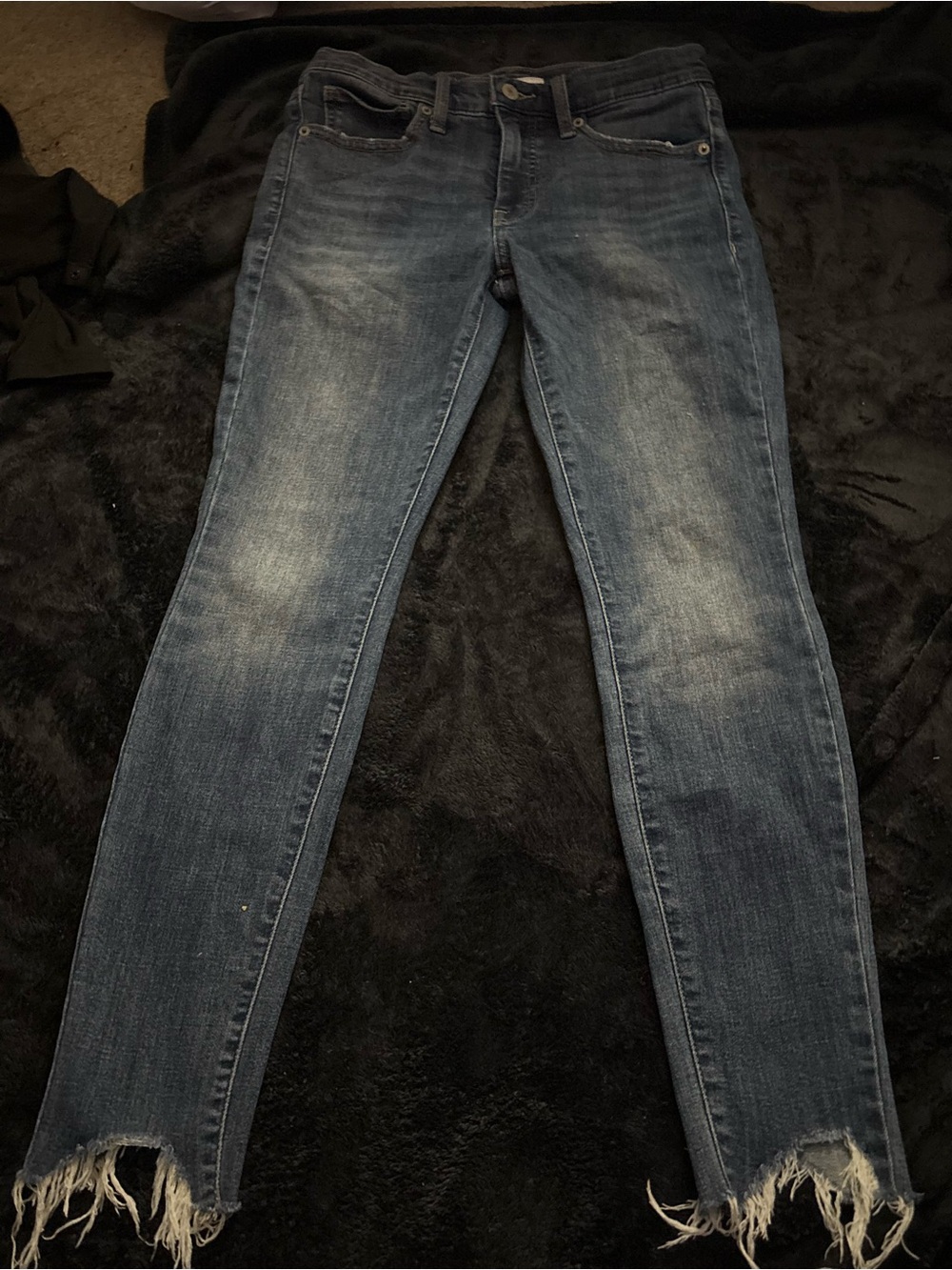Lucky Brand Women's Medium Blue Washed Skinny Jeans with Frayed Hem